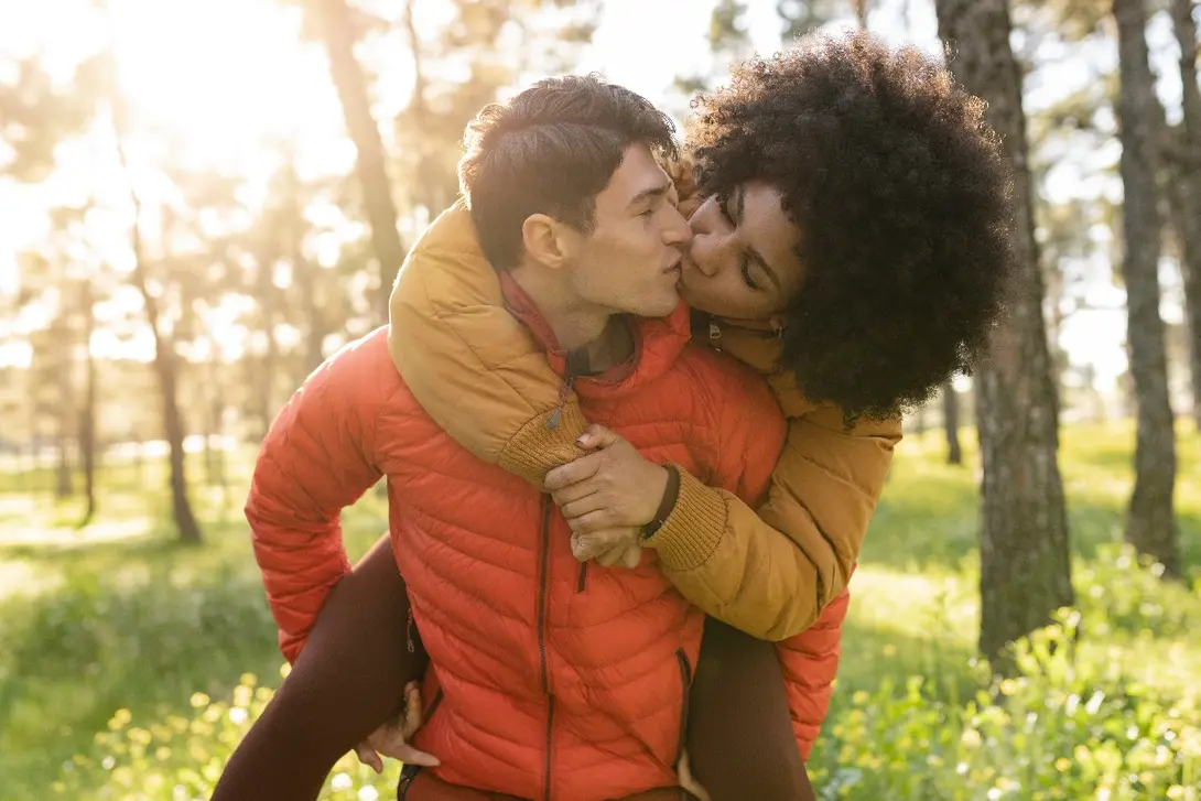 Construye una relación amorosa fuerte y duradera con estos consejos